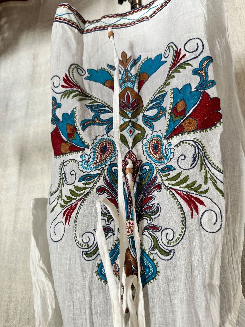 Cachet Tuniche: Bestickte Tunika von Cachet Gr. S – Usato da Muri AG venduto da Shoshana5 3