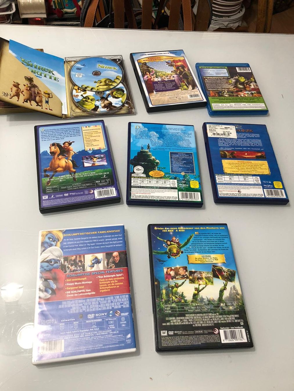 Tutti i DVDs: 8 tolle Kinder DVDs – Usato da Röschenz venduto da Tashroal 1