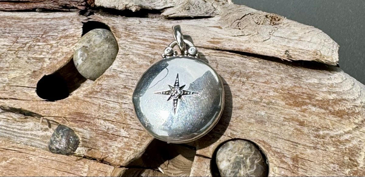 Thomas Sabo Ciondoli: Thomas Sabo Medaillon Silber 925 mit Zirkonia – Usato da Rüti ZH venduto da MapleLeaf62 2