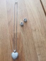 Silbernes Schmuckset: Kette & Ohrringe, Strass