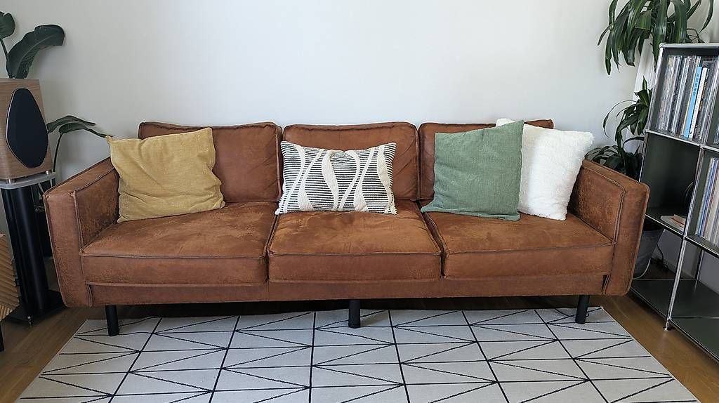 Divani: Brown sofa 3 seater – Usato da Zürich venduto da bru_88vj