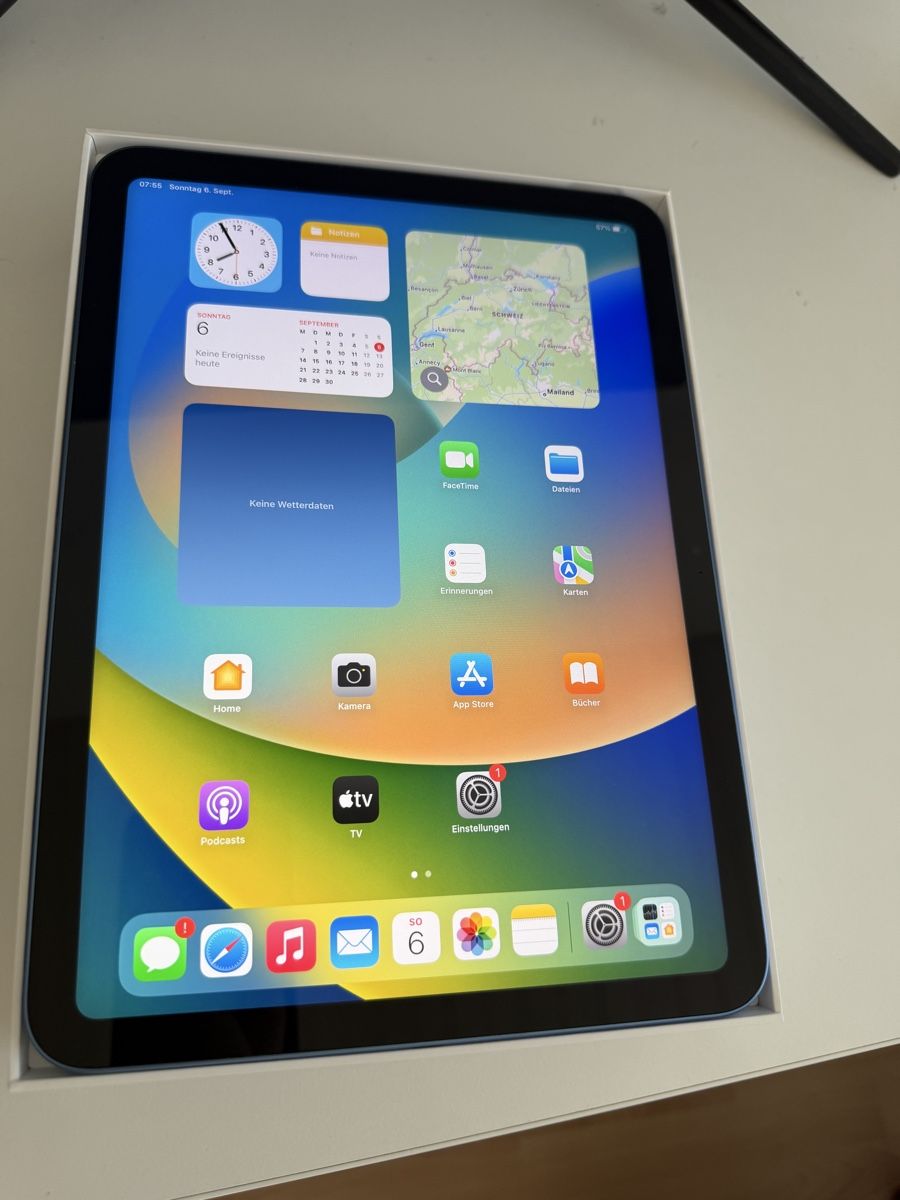 Apple Tablet PC: Apple IPad 10th Generation Wi-Fi 256GB – Usato da Reinach BL venduto da Schaenzilia 2