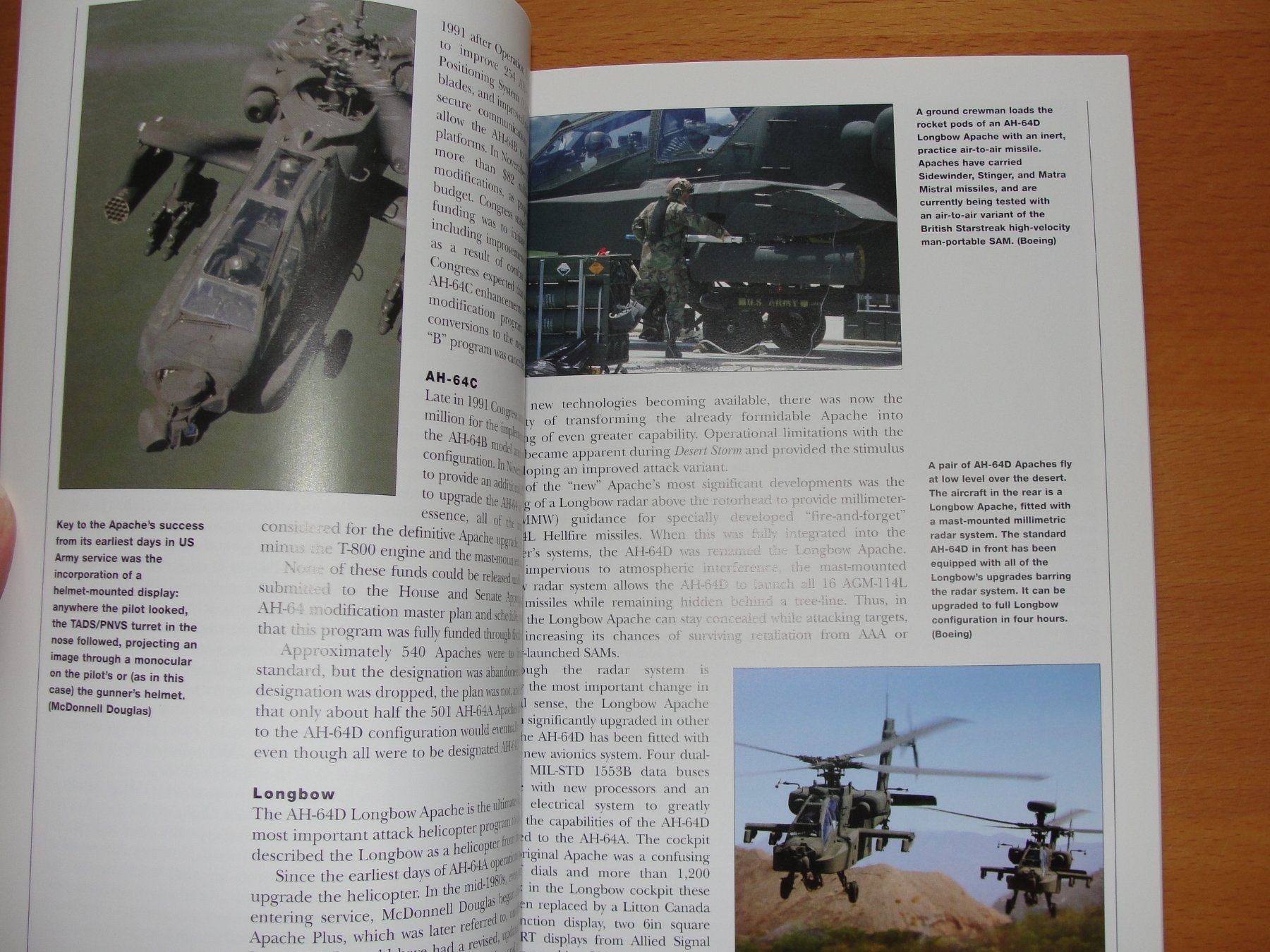 Libri: Buch Osprey: AH-64 Apache 1976-2005 – Usato da Birsfelden venduto da Seaknight 3