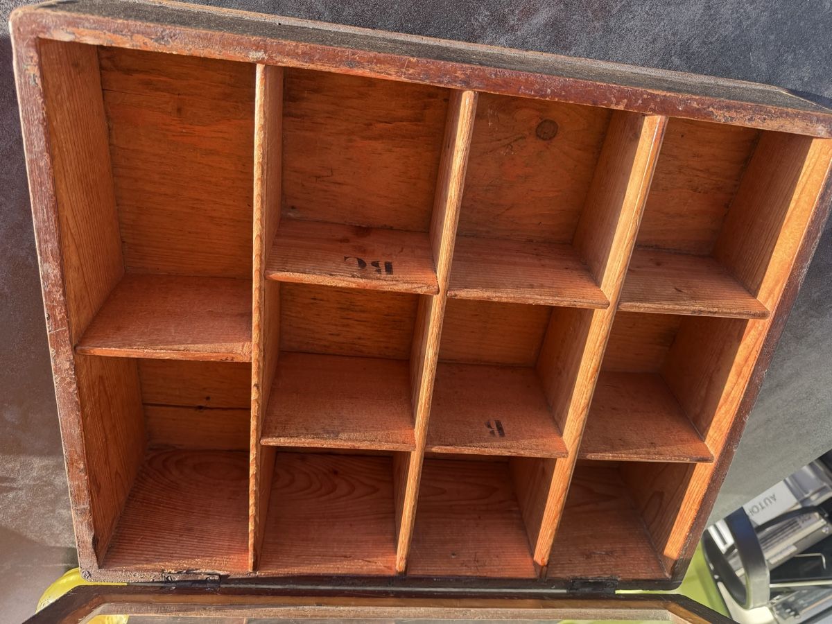 Schränke: Vintage Kasten – Gebraucht aus Horriwil von Carrera68 5