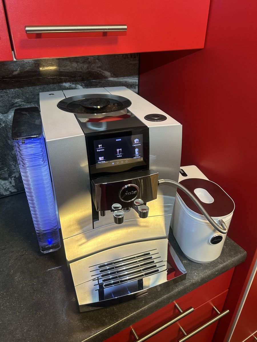 Jura Macchine per caffè & Macchine per espresso: Jura Z10 – Nuovo (secondo la descrizione) da Laax GR venduto da Iusti27 1