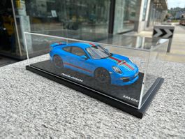 1:18 Porsche Exclusive 911 Carrera S Martini