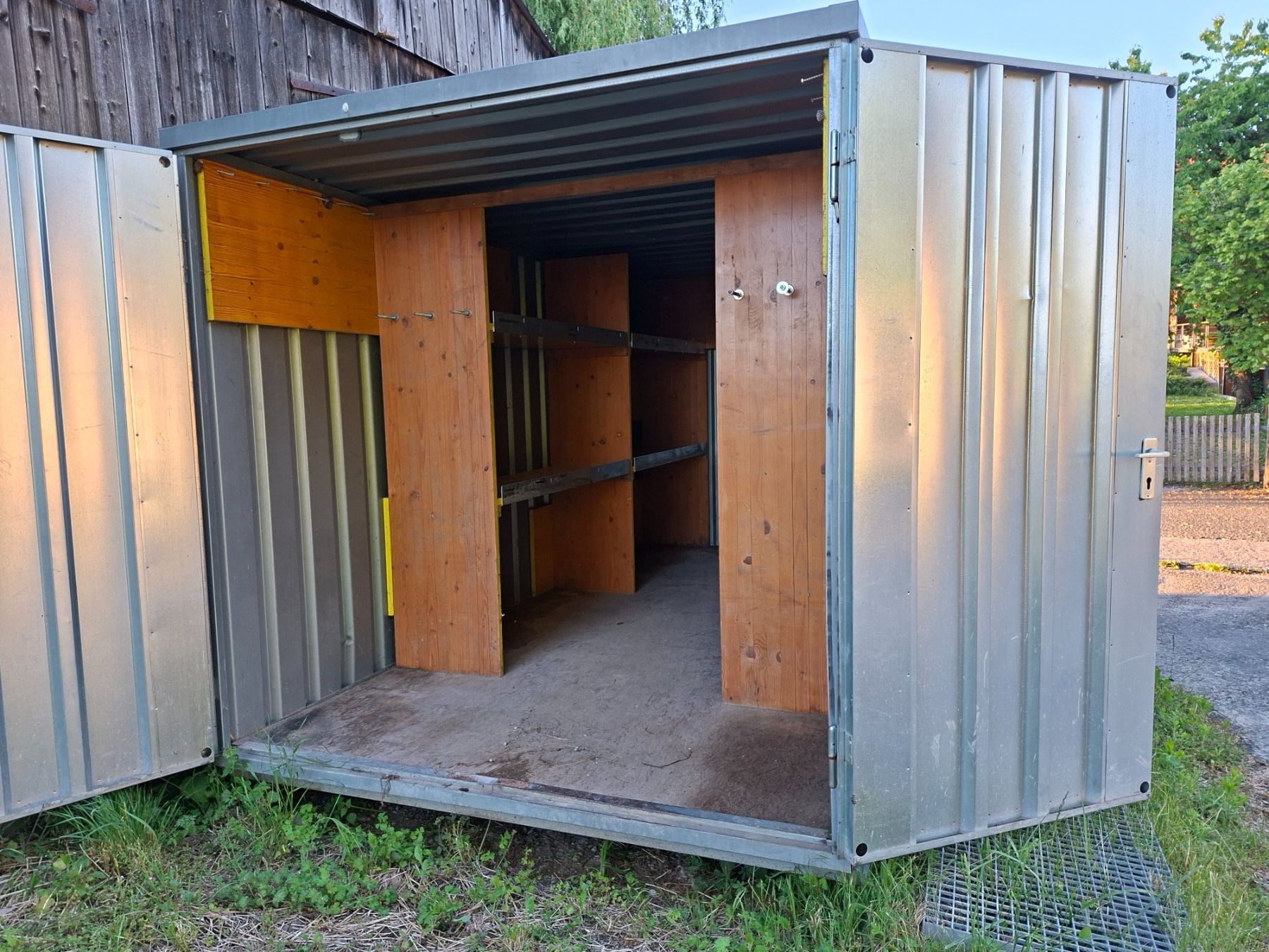 Conteneurs de construction: Lagercontainer Materialcontainer 4 Meter lang 2 Meter breit – D'occasion à Schnottwil par Handwerk64 6