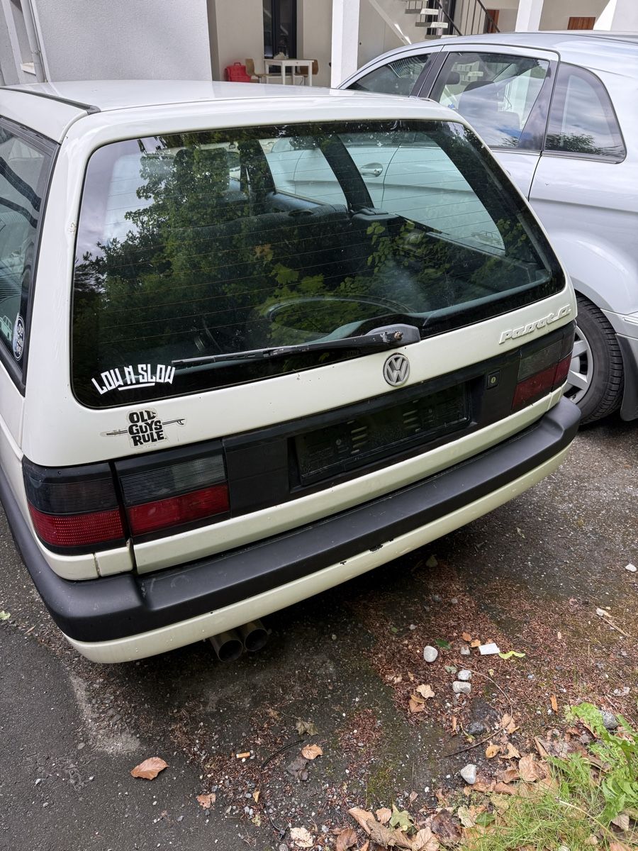 VW Automobili: VW Passat Variant 35i – Usato da Chur venduto da sin_m5nw 2