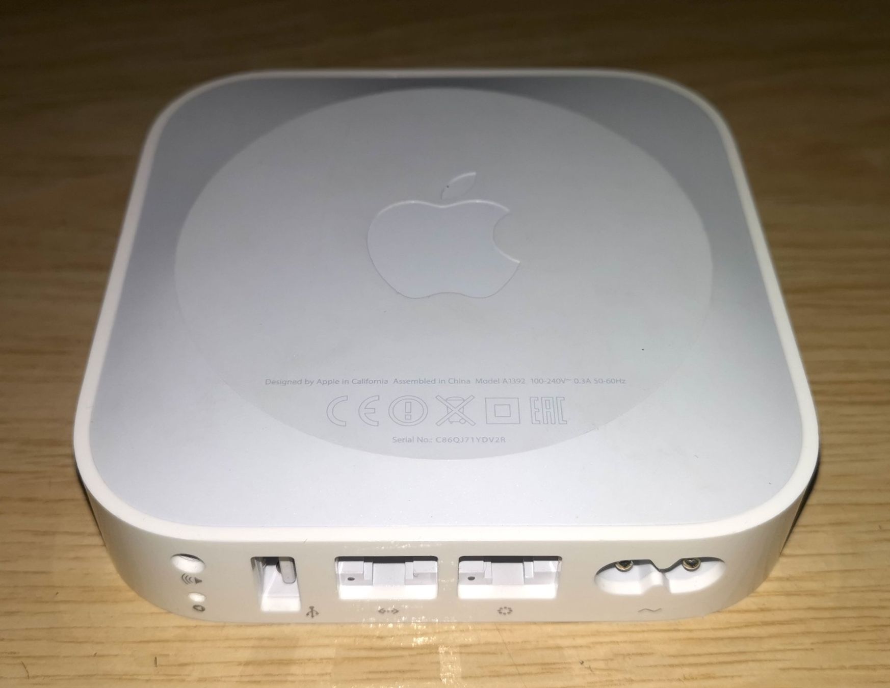 Apple Modem & Router: Apple AirPort Express A1392 (2nd Generation) – Usato da Degersheim venduto da uGod 2