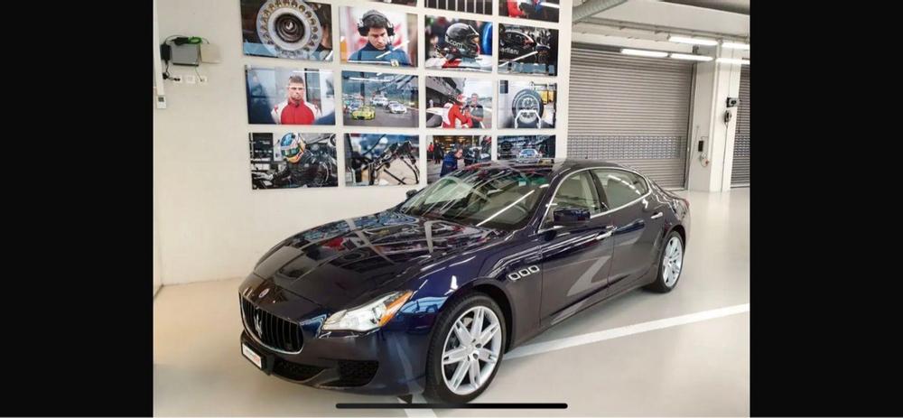 Maserati Quattroporte Blu Passione