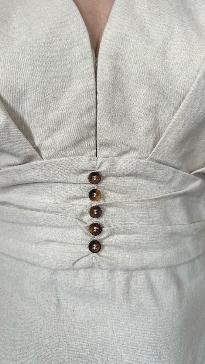 Vestiti: Robe beige 100% lin, boutonnée taille M/L – Nuovo (secondo la descrizione) da Vuippens venduto da ale_6gkb 1