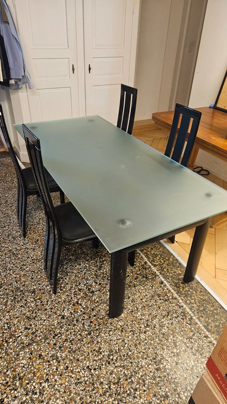 Tavoli: Glastisch mit Stühlen – Usato da Chur venduto da Risotto99 2