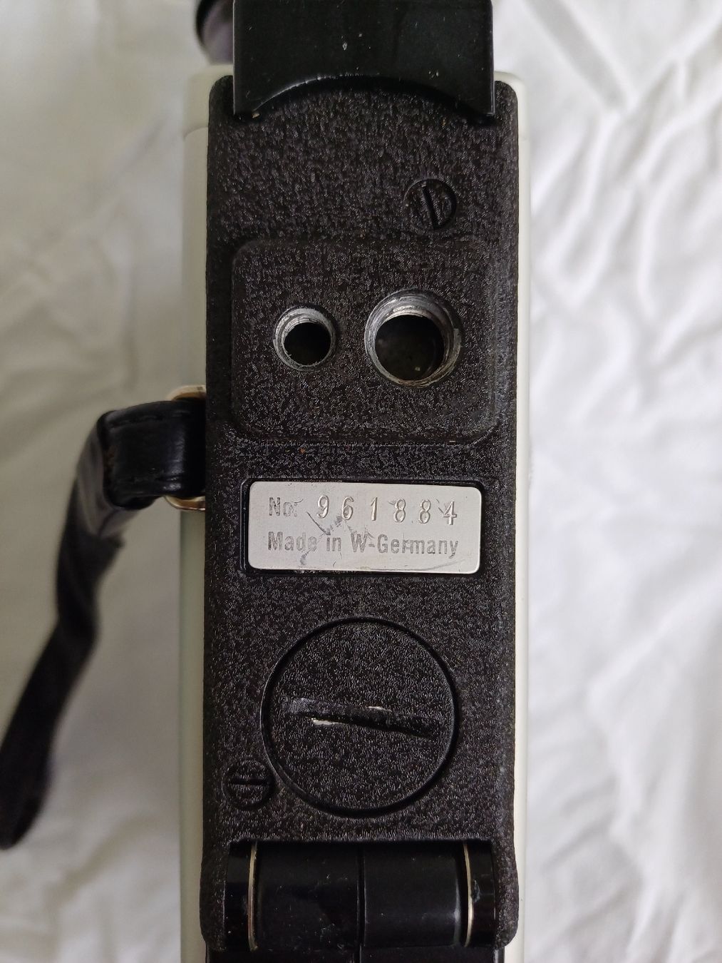 Braun Fotocamera: Nizo S8T Kamera Braun – Usato da Zürich venduto da Avocadokern 3