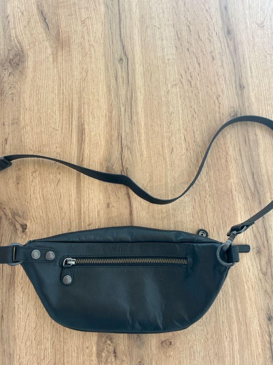 Aunts & Uncles Taschen: Aunts and Uncles Bauchtasche – Gebraucht aus Engelberg von ejierfaijs 2