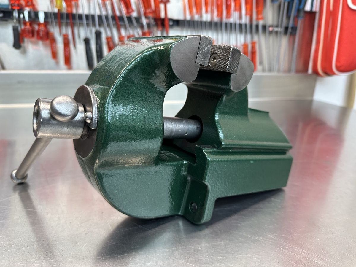 Gressel Alle Werkzeuge: Gressel Schraubstock 100mm – Gebraucht aus Schwende von weesli 2