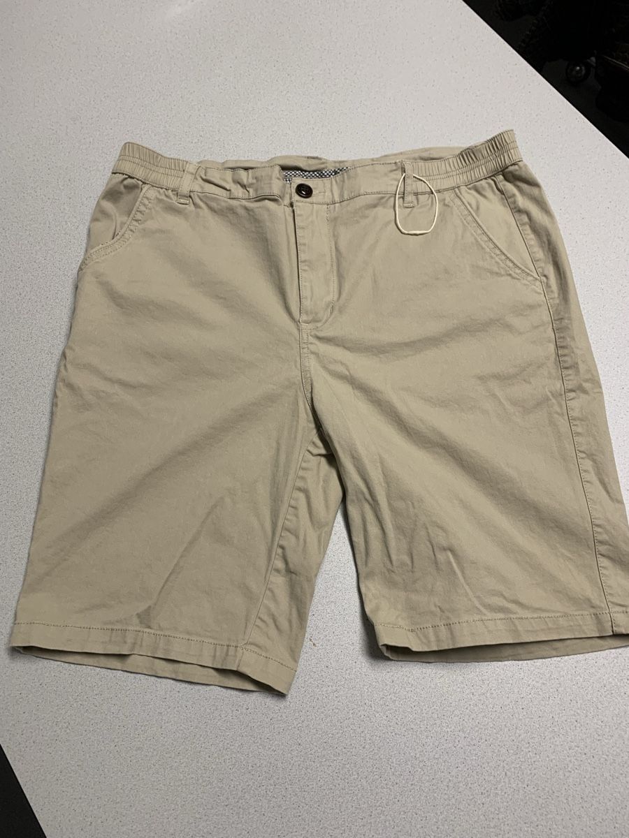 Pantaloni: Beige Shorts  Gr. 34. -  100% Cotton – Nuovo (secondo la descrizione) da Biel-Benken BL venduto da PANORMUS