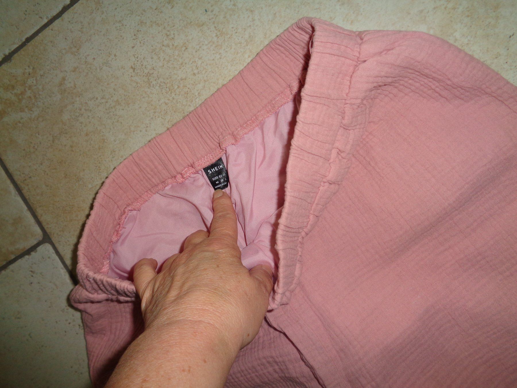 Shein Pantalons: Hose  Shein  Grösse M – D'occasion à Kreuzlingen par Robi-2003 2