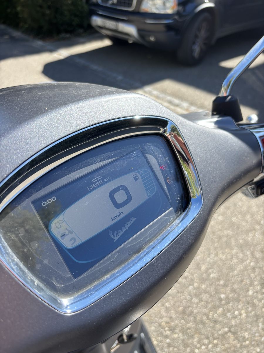 Vespa Scooter: Piaggio Vespa Sprint 125 – Usato da Aarwangen venduto da tri_vr92 6