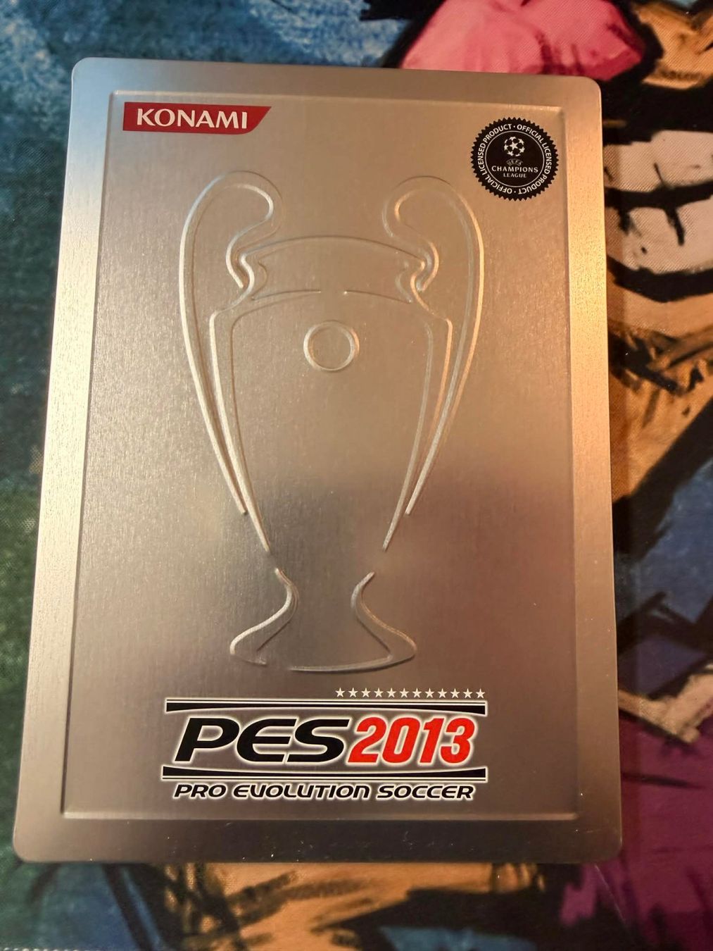 Microsoft Giochi: Pro Evolution Soccer PES 2013 Steelbook Edition Xbox 360 – Usato da Giubiasco venduto da Ticinerd