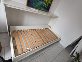 Wandklappbett weiss mit Lattenrost gebrauchter Zustand