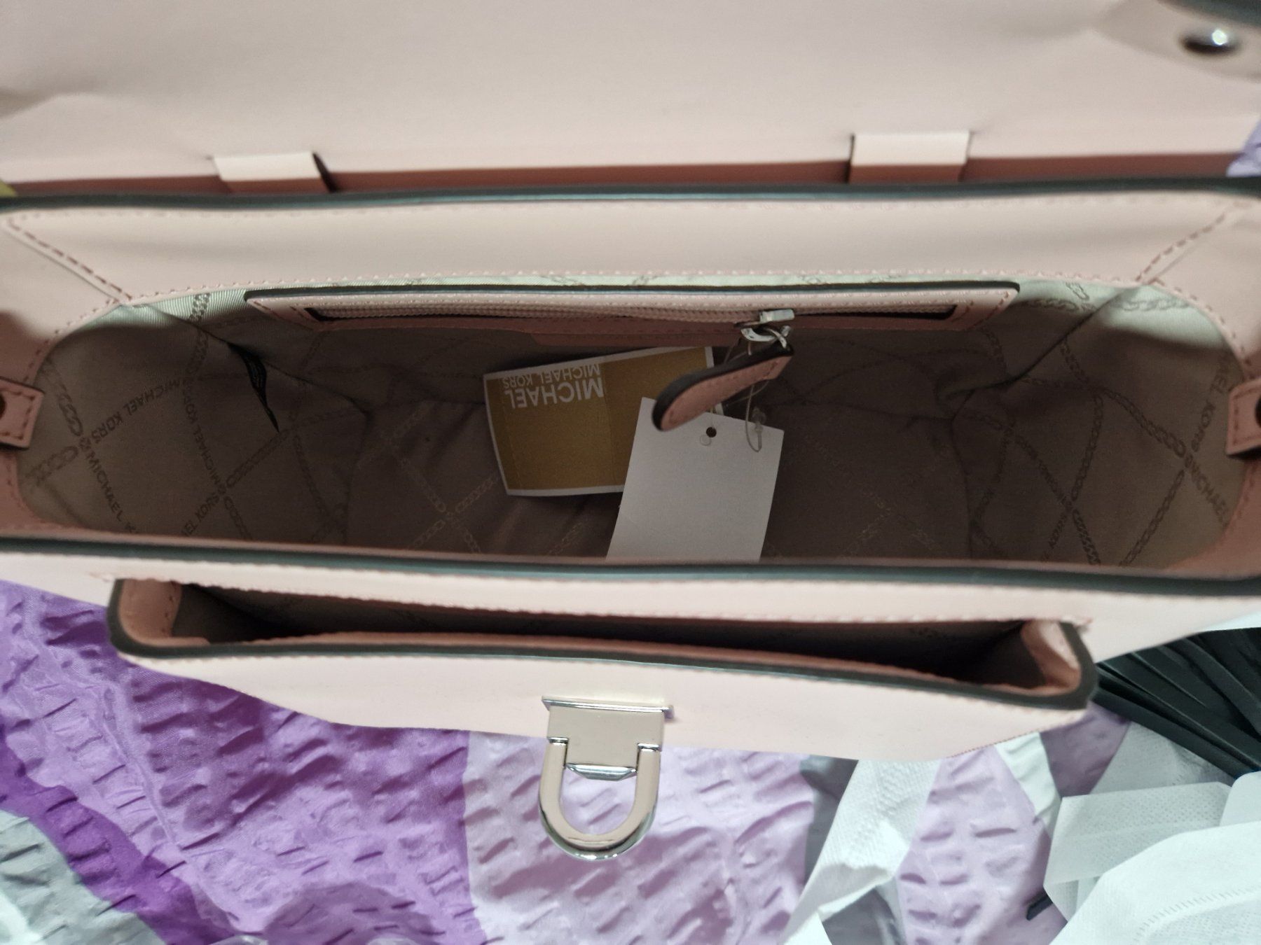 Michael Kors Taschen für Damen: Michael Kors Tasche – Neu (gemäss Beschreibung) aus Kefikon TG von Livline 4