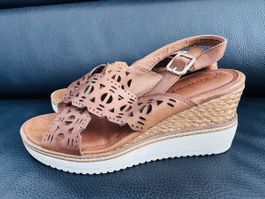 Tamaris Keilsandaletten / Plateau-Sandalen Gr. 38 – Cognac