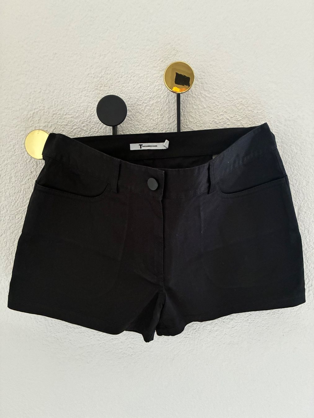 Alexander Wang Pantaloni: Alexander Wang Kurzhose Gr. 25 – Usato da Fribourg venduto da waves55