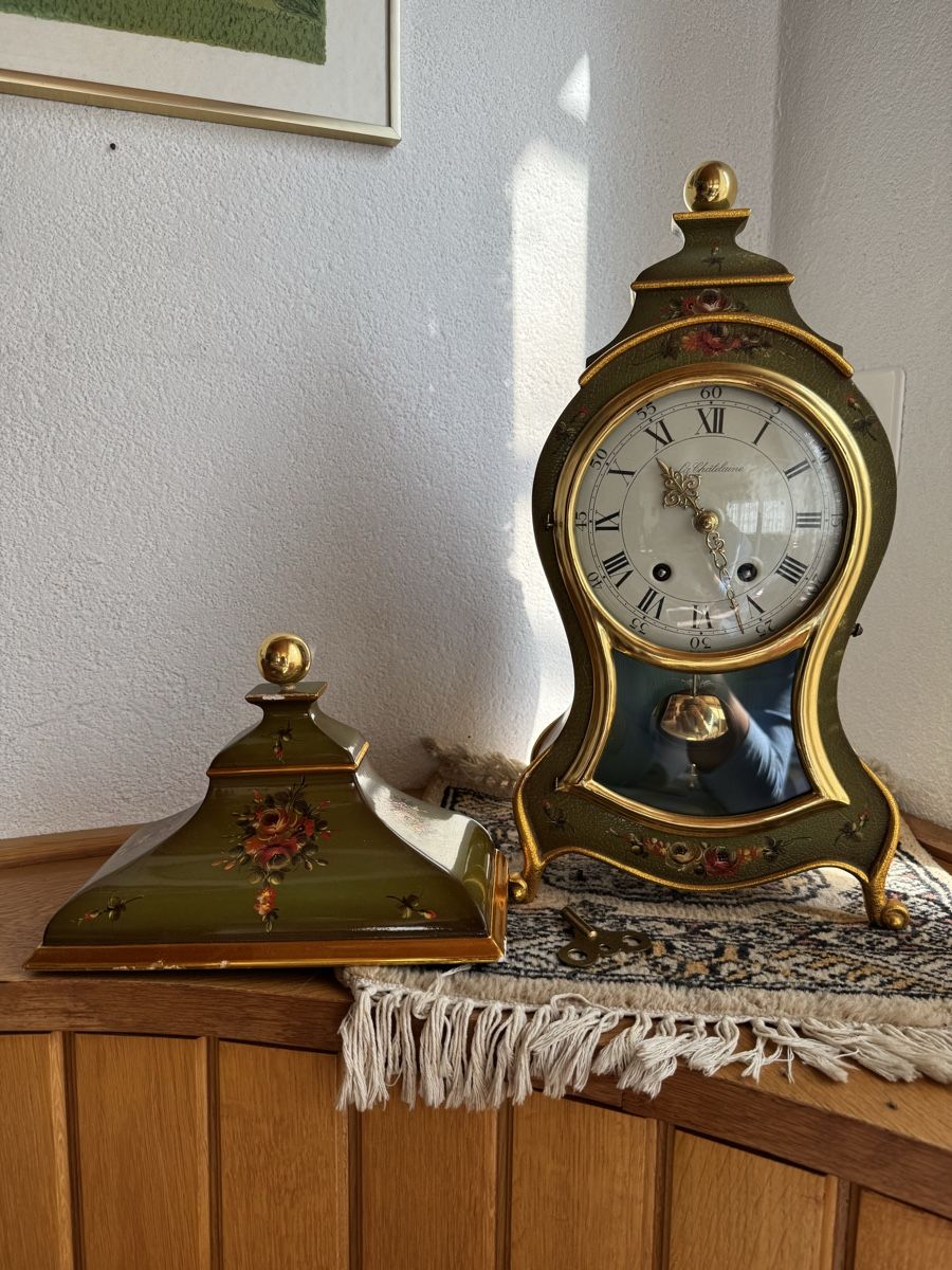 Stand- & Wanduhren: Pendule „ Le Chatelaine „ Halbstundenschlag / 2015 revidiert – Gebraucht aus siebnen von minte