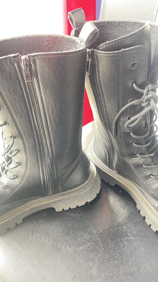 Herrenschuhe: Schwarze Boots Gr. 41 gut erhalten – Gebraucht aus Trimbach von Alessia75 1