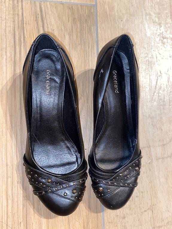 Graceland Damenschuhe: schwarze Ballerinas mit Absatz Gr. 38 – Gebraucht aus Hausen AG von corinne_g