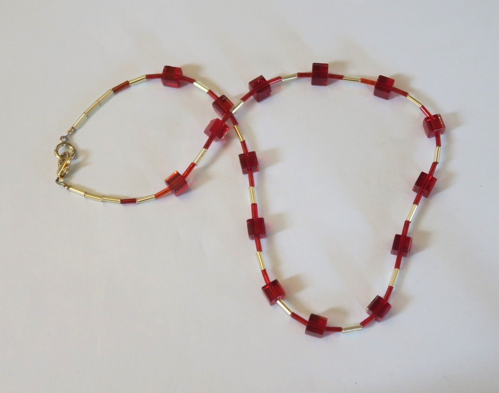 Catenine: Kette Glasperlen rot – Usato da Brittnau venduto da marlenestone 1