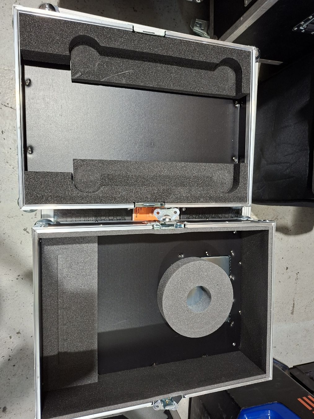 Valigie: AlphaTheta CDJ-3000X Hülle Case flightcase Top Zustand – Usato da Chur venduto da 80808080 2