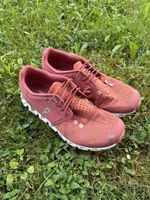 on Turnschuhe