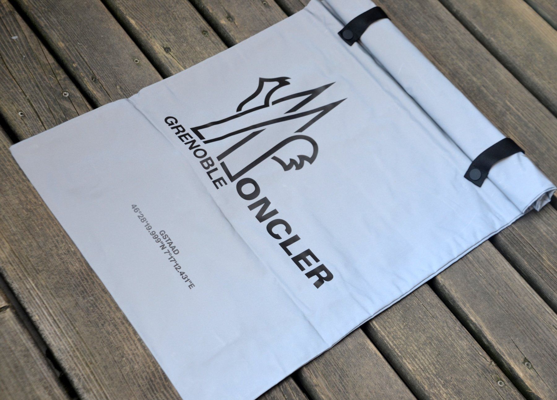 Moncler Zaini: Moncler retroreflektierend Rucksack /  sac à dos – Usato da Collonges venduto da arashee 6
