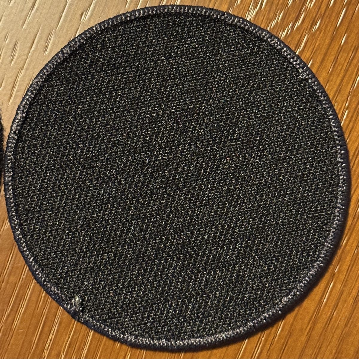 Placchette & Badge: Badge - BRI PARIS – Nuovo e nell'imballaggio originale da Genève venduto da CollectorComp 1