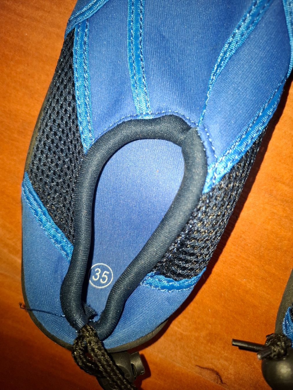 Scarpe per ragazzi: Badeschuhe Gr. 35  NEU ***TOP-Preis*** – Nuovo (secondo la descrizione) da Roggwil BE venduto da Konda 2