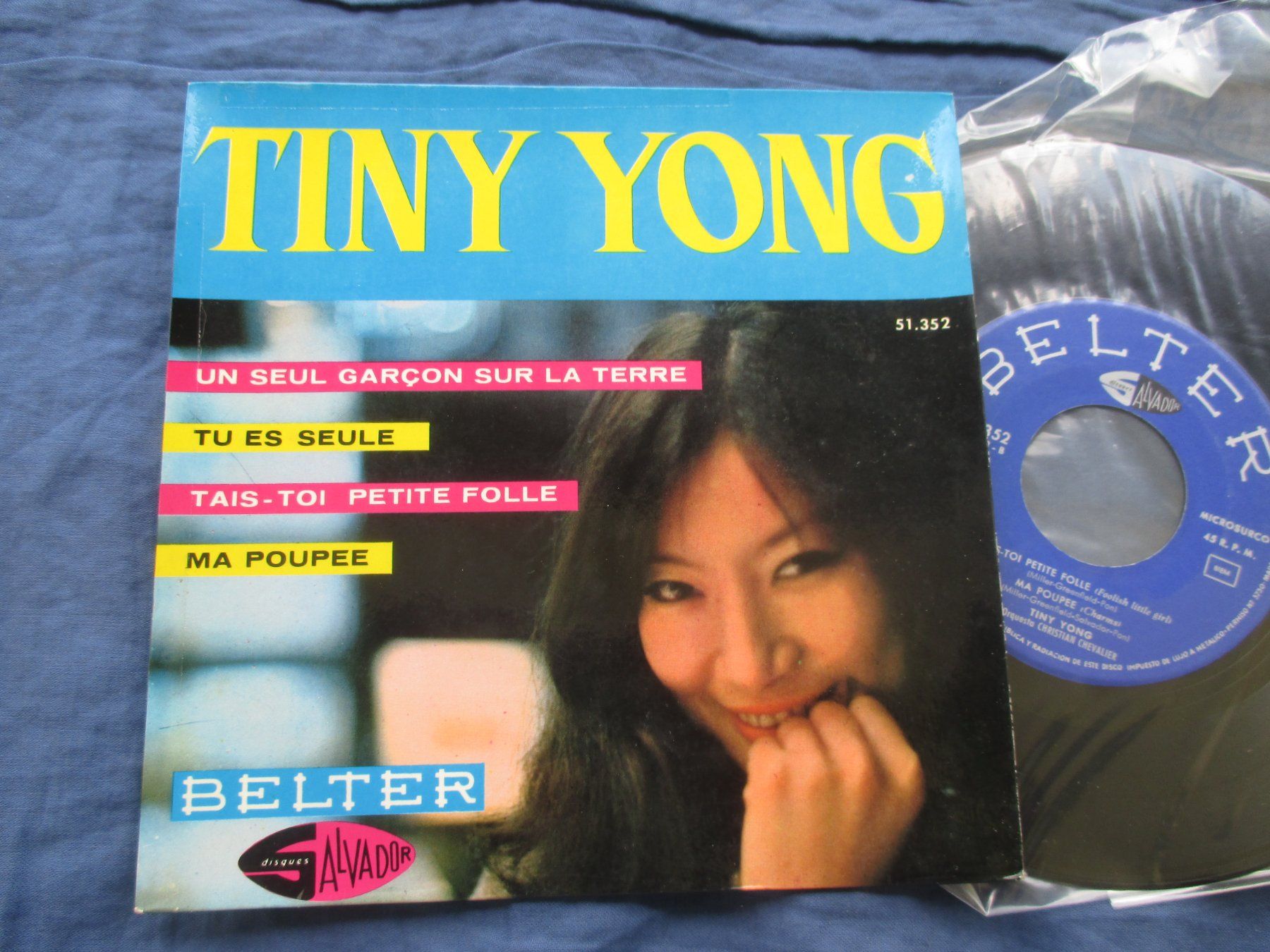 Dischi in vinile: Tiny Yong EP Un seul garçon sur la terre – Usato da Colombier NE venduto da Nevenma