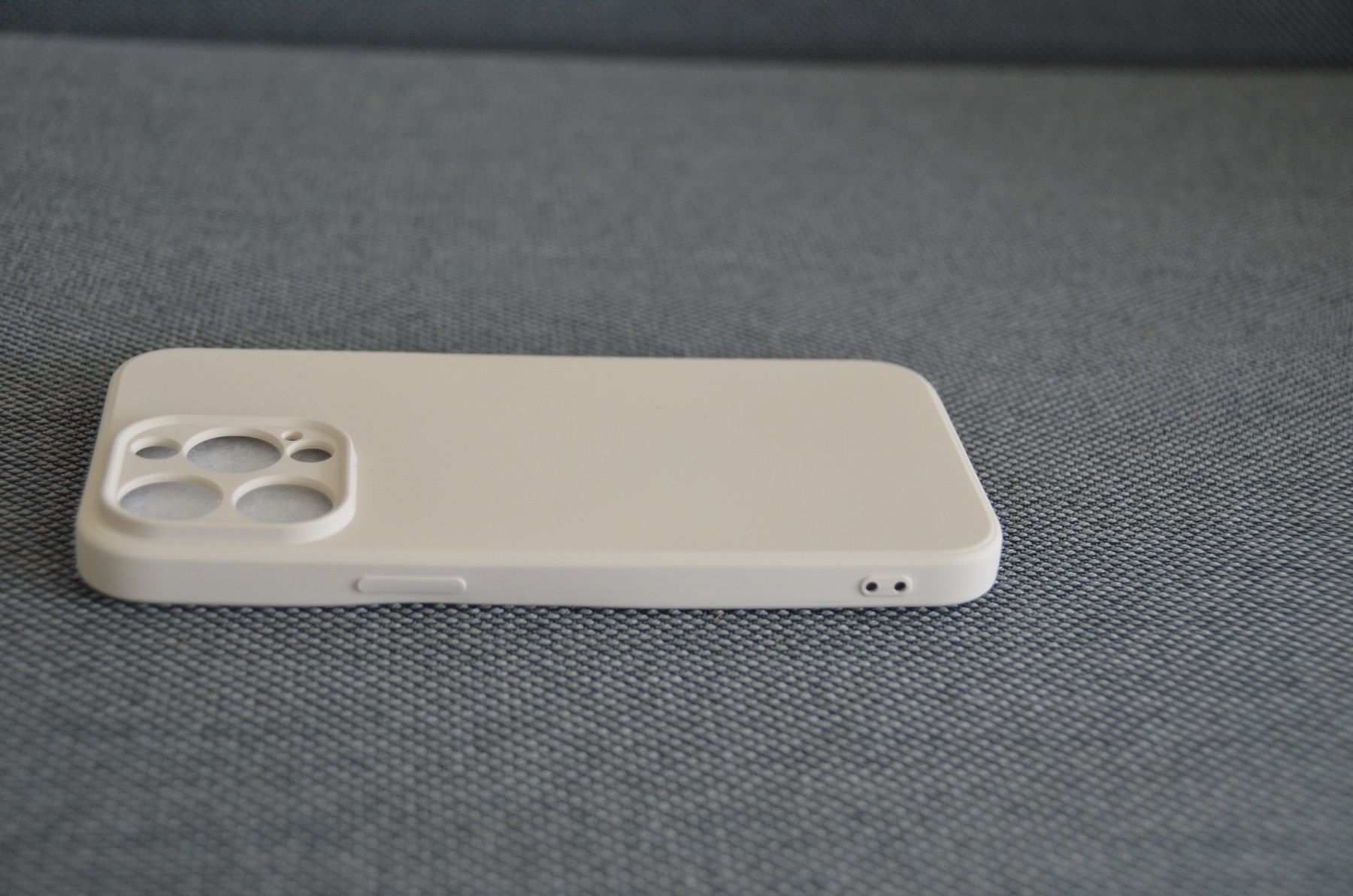 Cover & Protezioni schermo: Iphone 14 Pro Max Gummi Case Hülle Cremeweiss Matt – Nuovo (secondo la descrizione) da Schleinikon venduto da kissa07 3