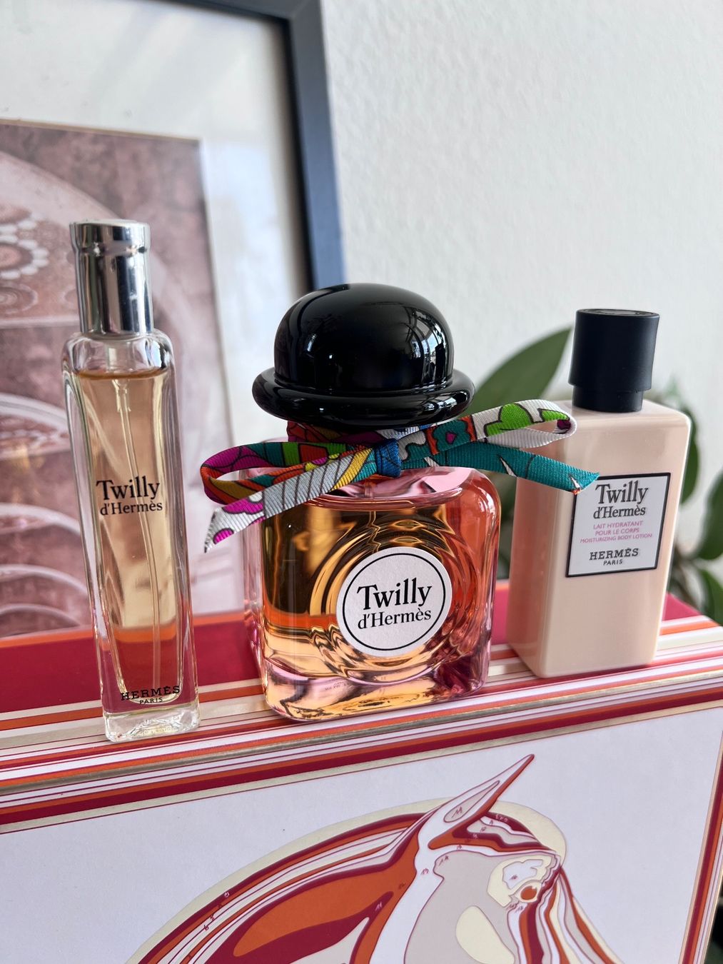 Hermès Profumi & Eau de Toilette: Hermes Twilly Eau de Parfum Geschenkbox – Usato da Effretikon venduto da YaMn 6
