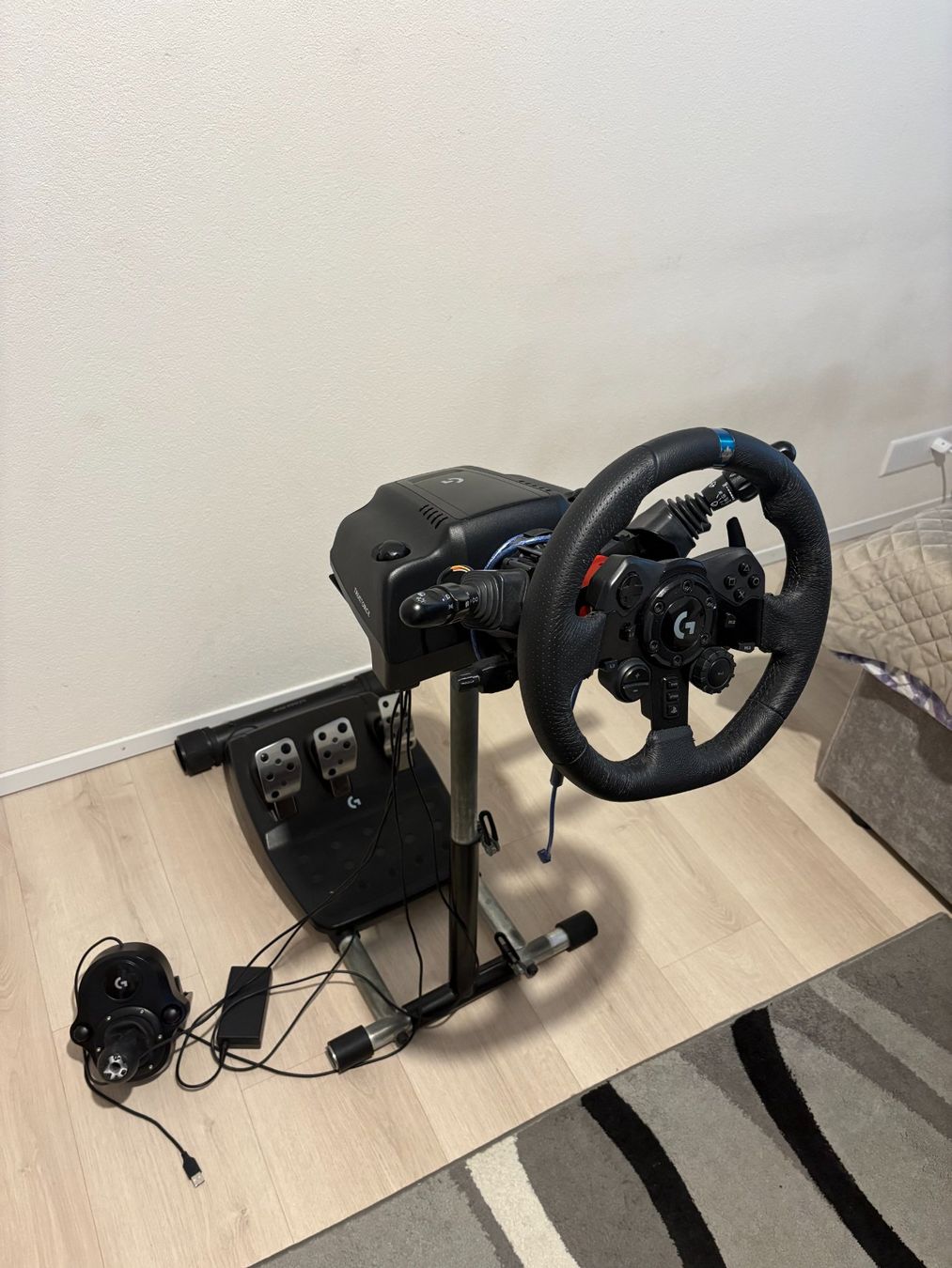 Logitech Controller: Logitech G923 mit Blinker Wischer Hebel Adapter – Usato da Niederbipp venduto da rom_6bb2