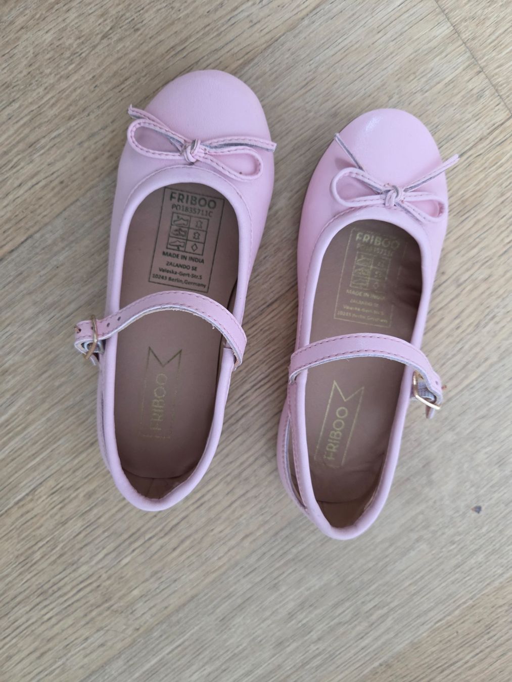 Scarpe per ragazze: Ballerines en cuir Pointure 29 - NEW – Nuovo (secondo la descrizione) da Carouge GE venduto da Gasco 2