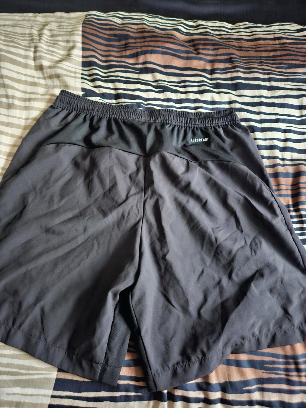Adidas T-Shirts: ADIDAS T-Shirt und Hose – Neu (gemäss Beschreibung) aus Gommiswald von Bullhead 3