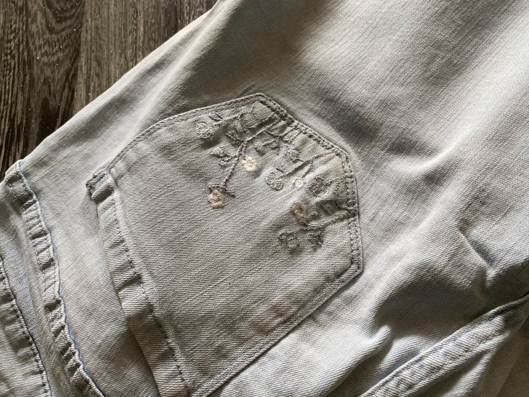 Jeans: De Crop 7/8 Jeans  Grösse 42 – Usato da Allenwinden venduto da Obalu 3
