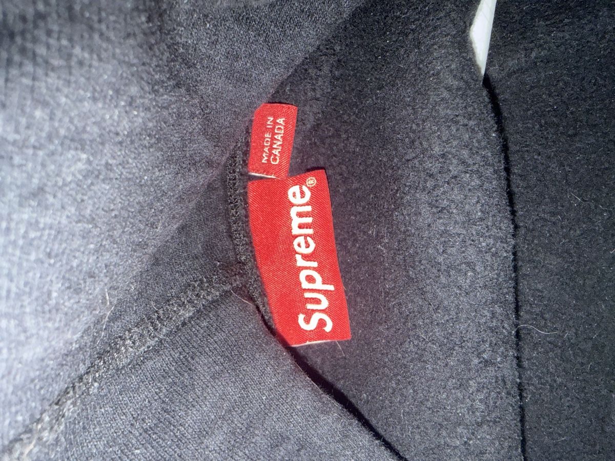 Maglioni & Felpe: Kapuzenpullover Supreme Box Logo (FW17) schwarz – Usato da Bolligen venduto da lee_orange 2