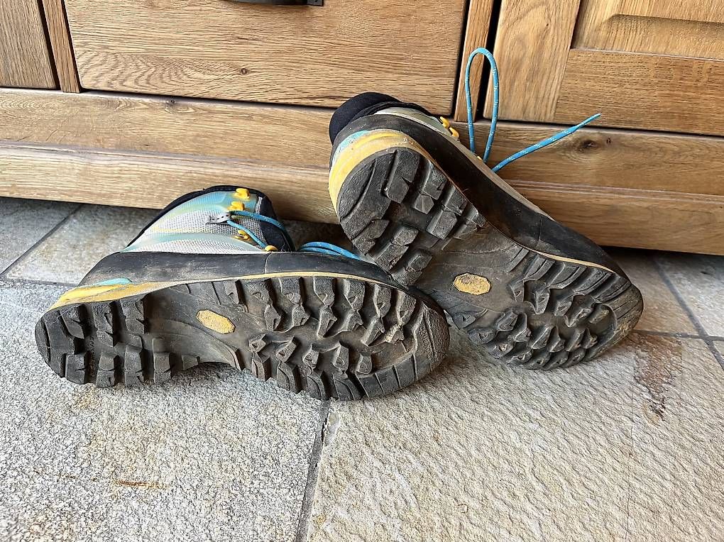 La Sportiva Damenschuhe: Bergschuhe / Wanderschuhe la Sportiva – Gebraucht aus Küttigen von s_v_x9yq 1