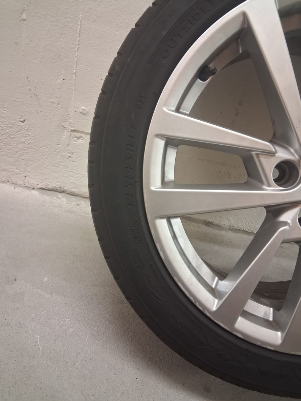Audi Cerchioni: Reifen – Usato da Wetzikon  ZH venduto da ayt_ddz8 1