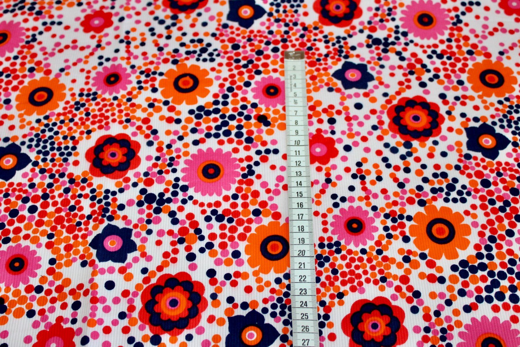Tessuti: Stoff Vintage Baumwolle Blumen Punkte – Nuovo (secondo la descrizione) da Obfelden venduto da solomon111 1