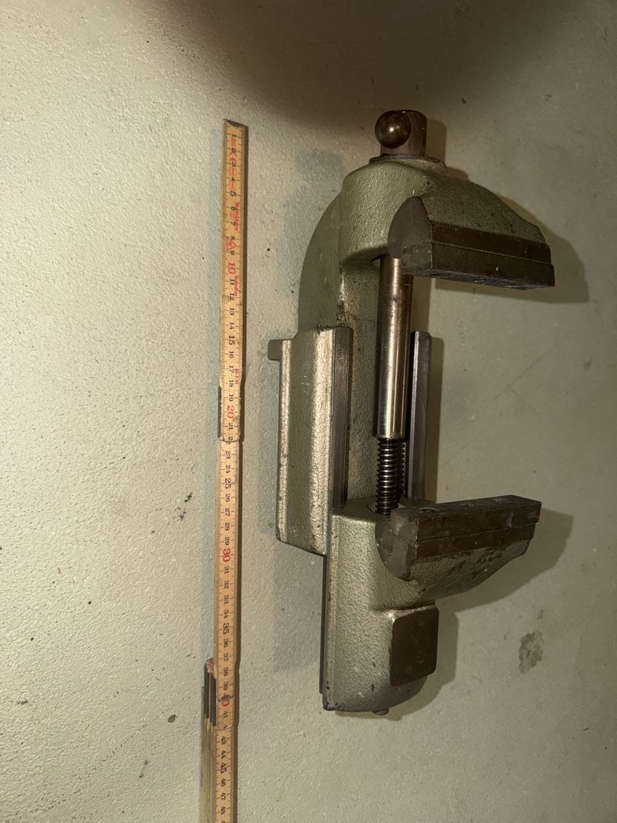 Gressel Tous les outils: GRESSEL Werkbankschraubstock – D'occasion à Horw par tim_8nnr 1