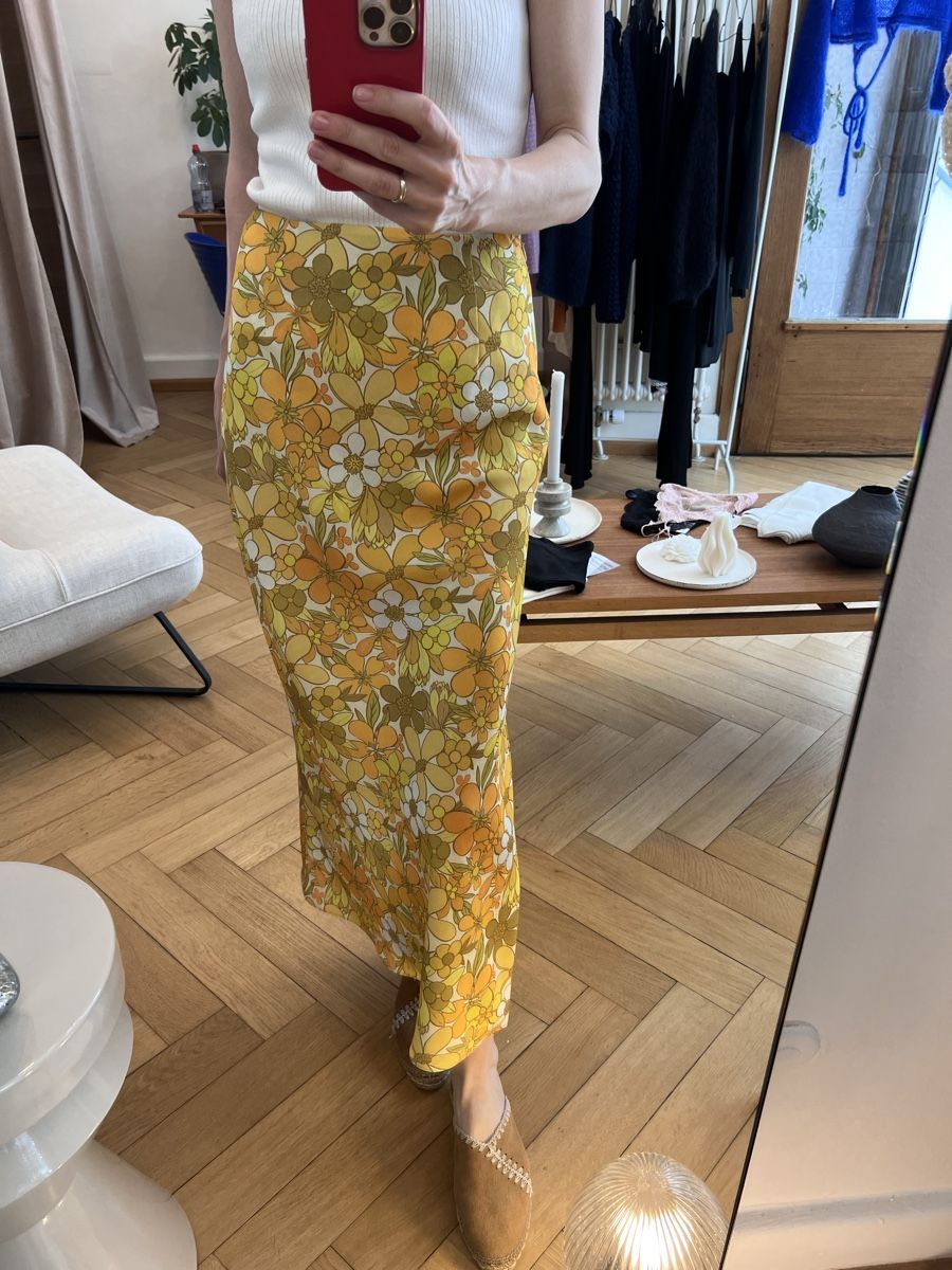 Gonne: Floral Print Skirt – Usato da Goldau venduto da Kseniya123