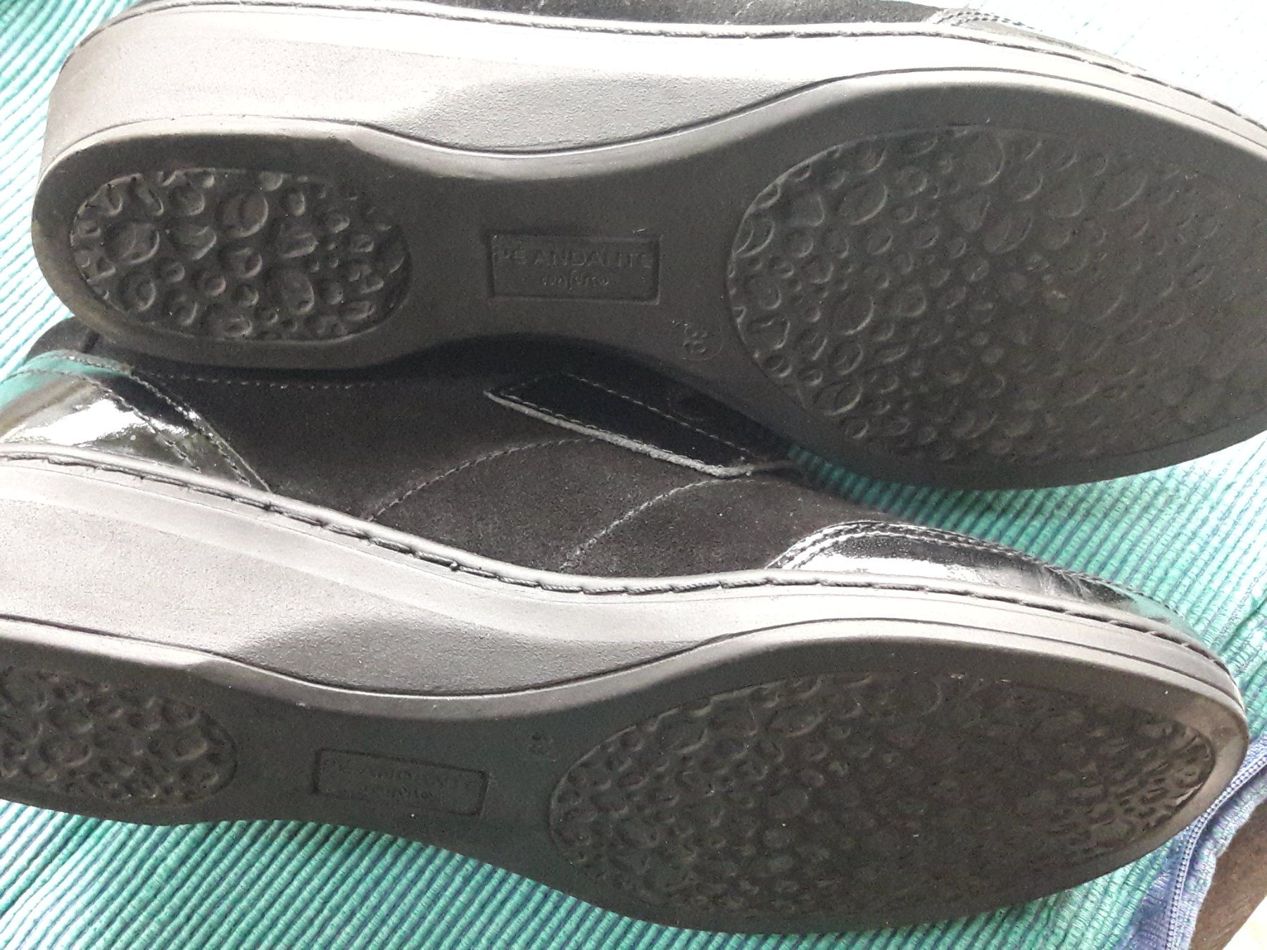 Scarpe da donna: SCHUHE - 39 - LEDER - AIRSOFT COMFORT + -Schwarz – Usato da Luzern venduto da miocarobabbonetoscan 4